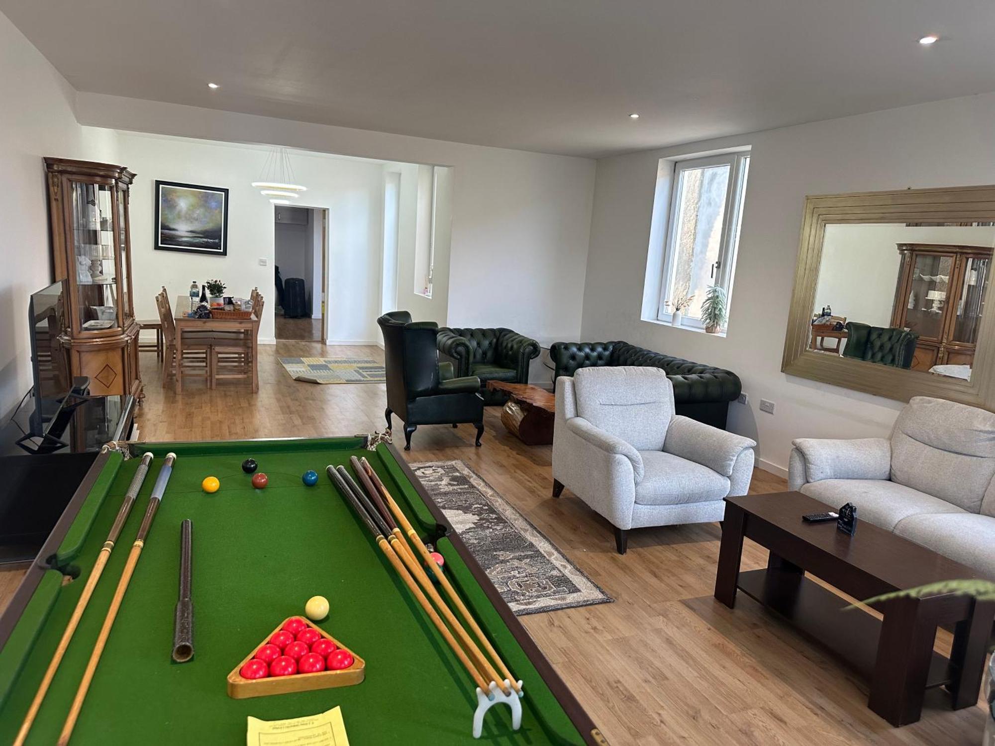 North London A Spacious 7 Bedroom House Accommodating Up To 18 People Complete With Own Gym And Table Tennis ภายนอก รูปภาพ